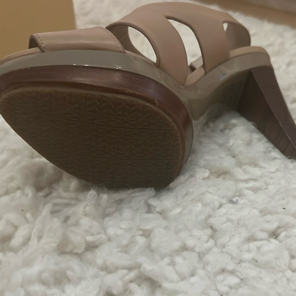 Michael Kors Carla Platform Women's Beige Platform Sandals - Picture 6 of 10